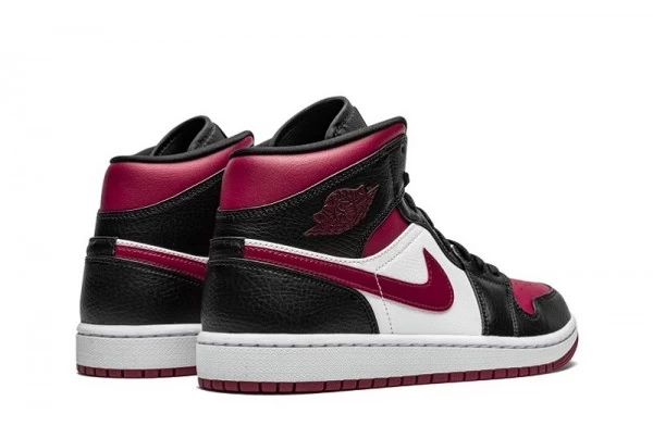 Air Jordan 1 Mid Bred Toe Reps - 554724-066 | buy reps ret sneakers website