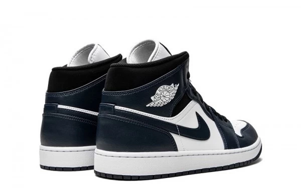 Air Jordan 1 Mid Armory Navy Sneakers Reps - 554724-411 | good reps ret for shoes