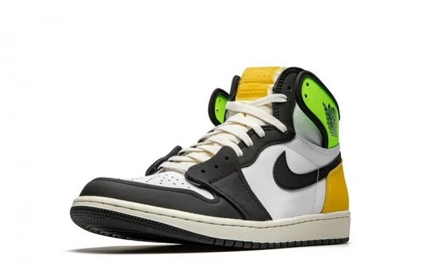 Air Jordan 1 Retro High OG University Gold - 555088-118 | sneaker rep ret websites