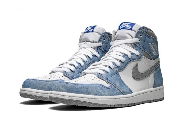 Air Jordan 1 Retro High OG Hyper Royal Sneakers - 555088-402 | good reps ret for shoes