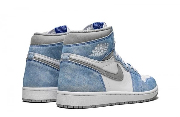 Air Jordan 1 Retro High OG Hyper Royal Sneakers - 555088-402 | good reps ret for shoes
