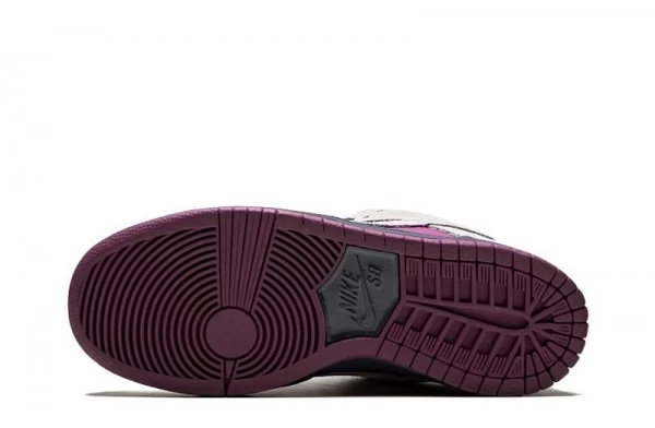SB Dunk Low True Berry Atmosphere Grey - BQ6817-001 | Sneaker Rep Ret Websites