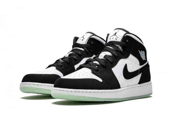 Air Jordan 1 Mid Glow in the Dark Panda Sneakers Reps - BQ6931-103 | good reps for shoes