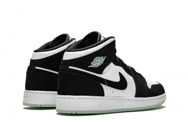 Air Jordan 1 Mid Glow in the Dark Panda Sneakers Reps - BQ6931-103 | good reps for shoes