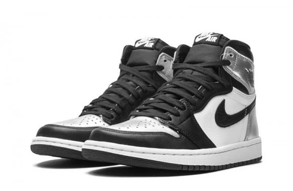 Air Jordan 1 Retro High OG Silver Toe - CD0461-001 | sneaker rep ret websites