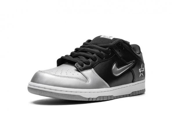 Supreme x SB Dunk Low OG QS Metallic Silver - CK3480-001 | Best Replica Ret Sneaker Sites