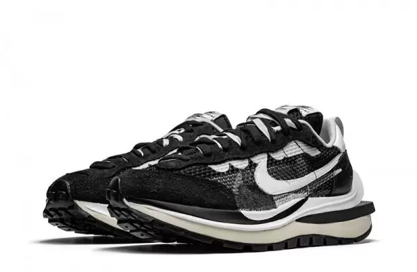 Vaporwaffle Sacai Black White - CV1363-001 | Buy Reps Ret Sneakers Website