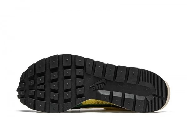 Vaporwaffle Sacai Tour Yellow - CV1363-700 | Sneaker Rep Ret Websites