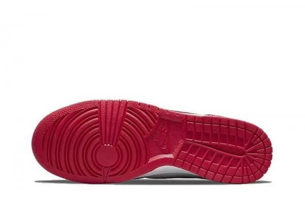 SB Dunk High Championship Red - DD1399-106 | Sneaker Rep Ret Websites