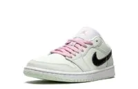 Wmns Air Jordan 1 Low SE Golf Barely Green Reps - CZ0776-300 | Best Replica Ret Sneaker Sites At Retsneakers.com