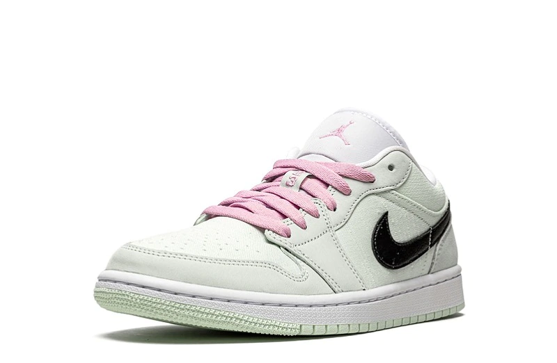Wmns Air Jordan 1 Low SE Golf Barely Green Reps - CZ0776-300 | Best Replica Ret Sneaker Sites At Retsneakers.com