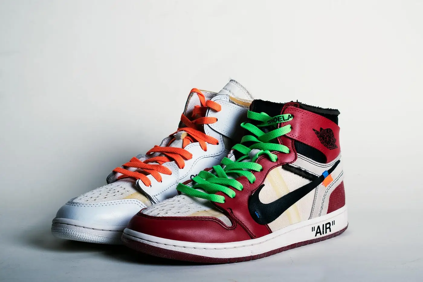 https://retsneakers.com/