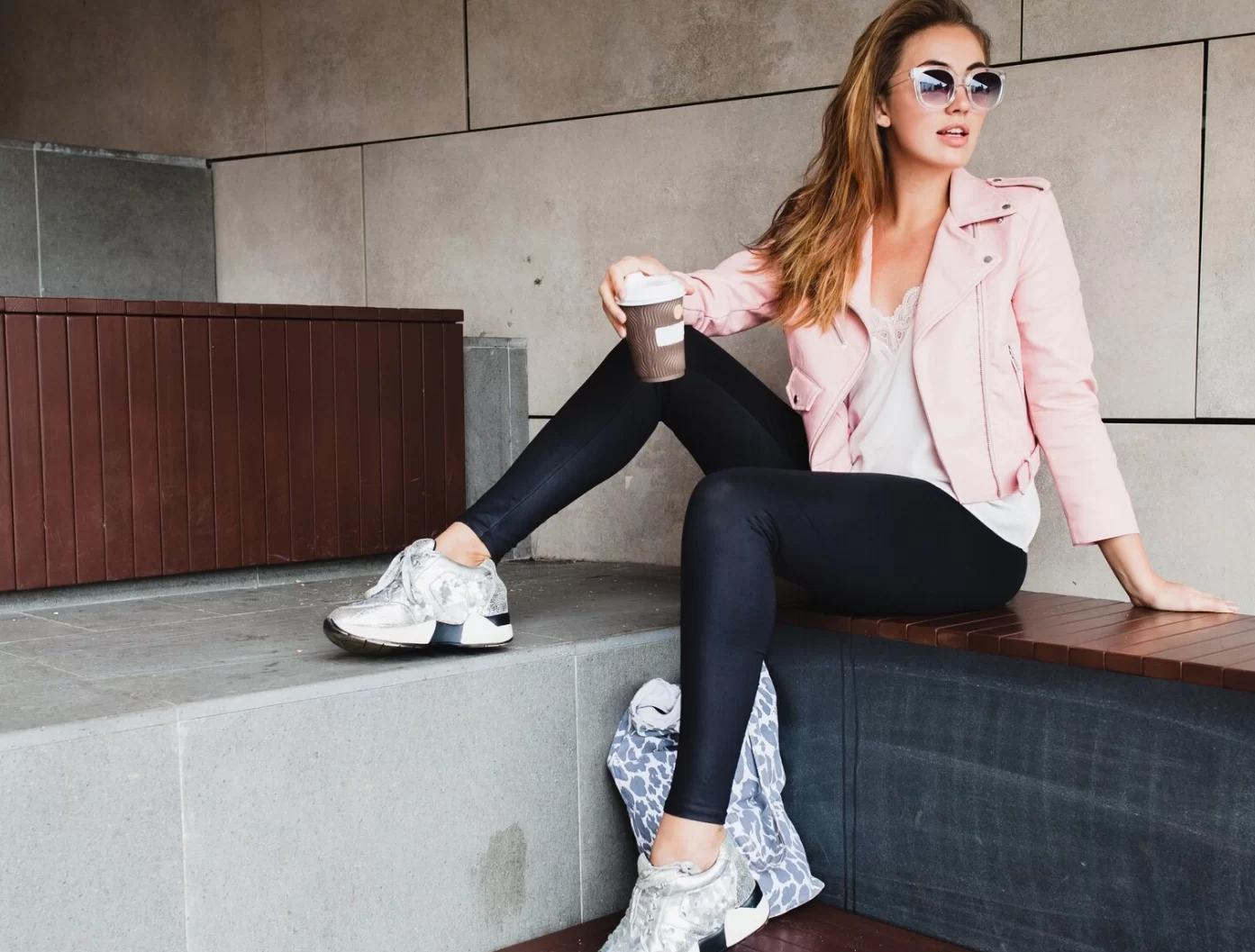 https://retsneakers.com/