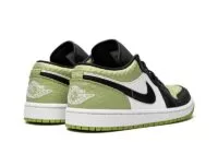 Wmns Air Jordan 1 Low SE 'Vivid Green Snakeskin' Reps DX4446-301 in just $102