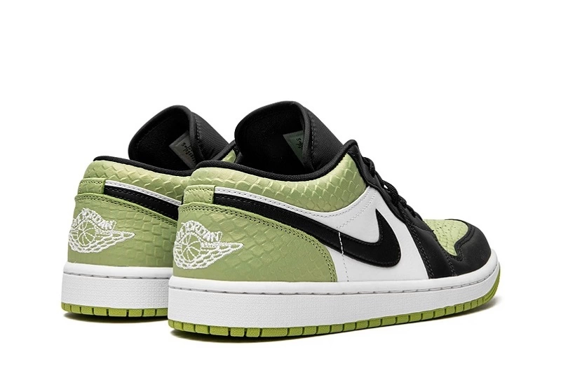 Wmns Air Jordan 1 Low SE 'Vivid Green Snakeskin' Reps DX4446-301 in just $102