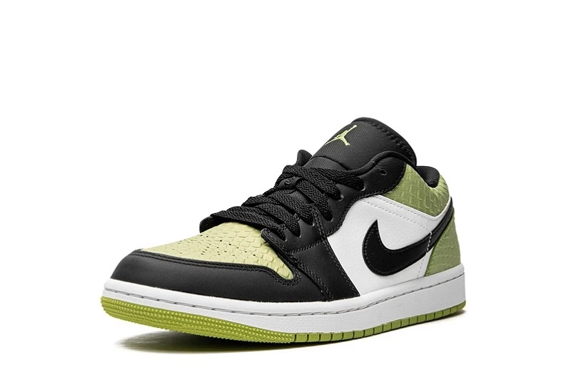 Wmns Air Jordan 1 Low SE 'Vivid Green Snakeskin' Reps DX4446-301 in just $102