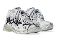 Wmns Balenciaga Runner 'Graffiti White' Reps - 677402W3RBQ9010 in just $155