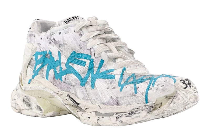 Wmns Balenciaga Runner 'Graffiti - White Blue' Reps - 772767W3RBQ9040 in just $155